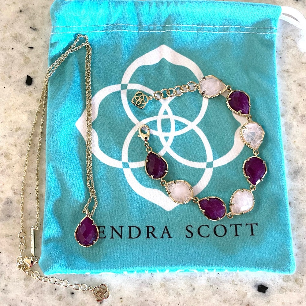 Kendra Scott necklace and matching bracelet